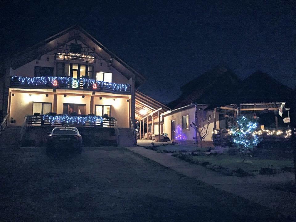 Pensiunea Maramures Ocna Şugatag Екстериор снимка