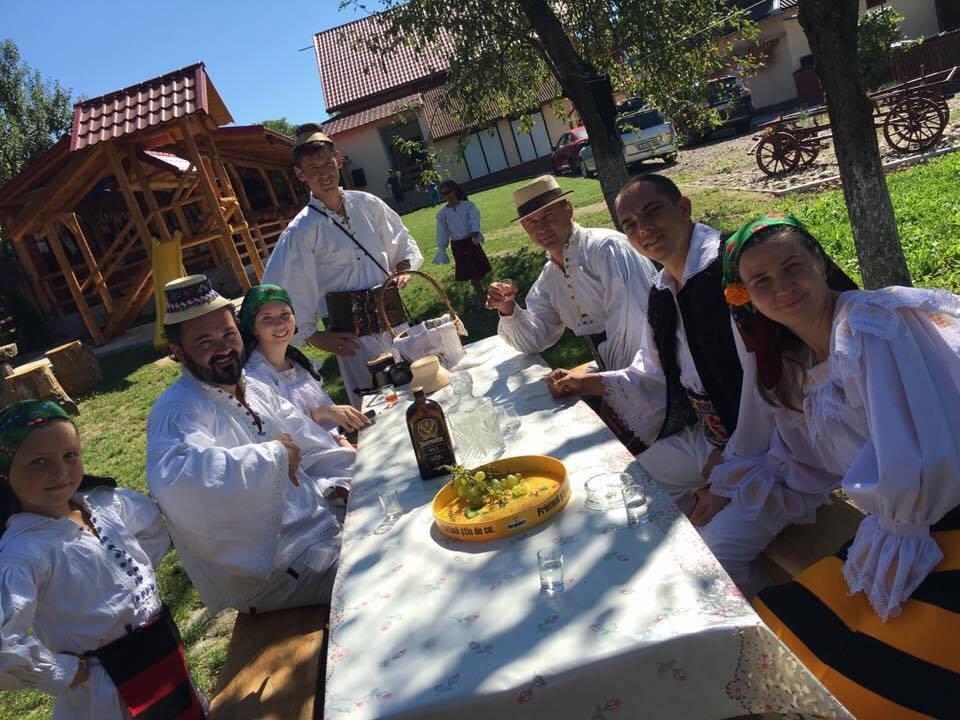 Pensiunea Maramures Ocna Şugatag Екстериор снимка